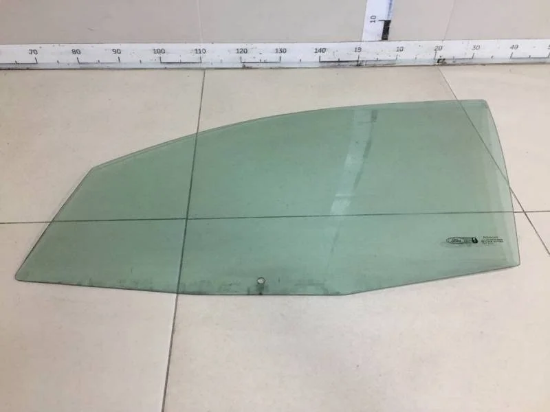 Стекло двери передней левой Ford Fusion (JU) 2002-2012