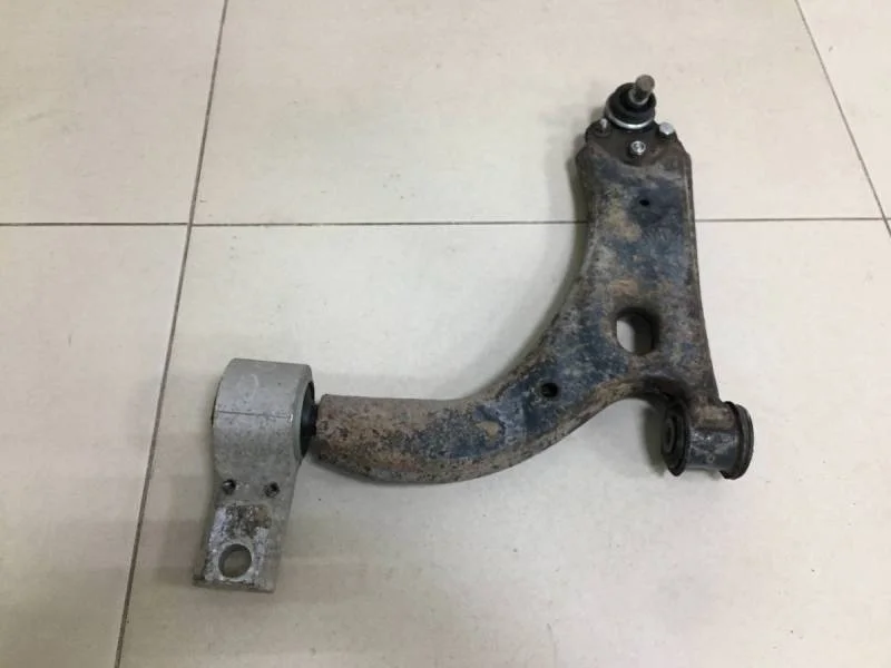 Рычаг передний левый Ford Fusion (JU) 2002-2012