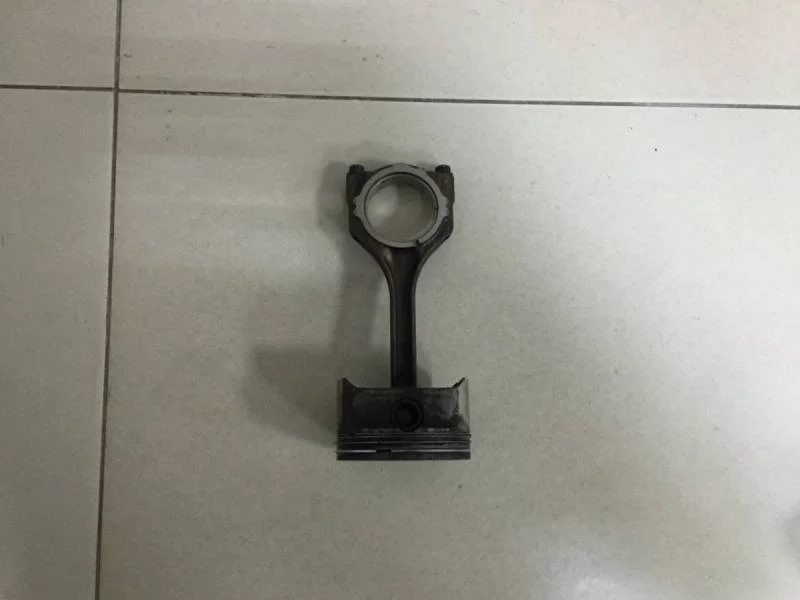 Поршень с шатуном Mitsubishi Outlander XL (CW) 2006-2012