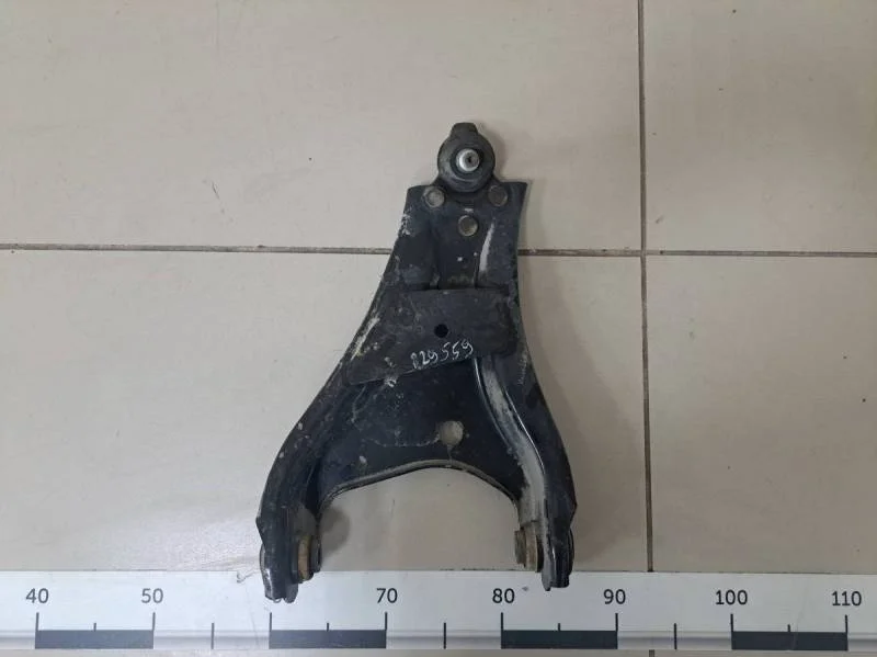 Рычаг передний левый Renault Duster 2012>