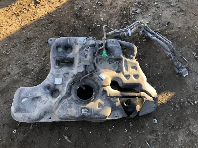 Бак топливный Toyota Corolla E150 2006-2013