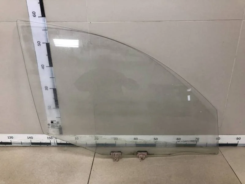 Стекло двери передней правой Nissan Almera Classic (B10) 2006-2013