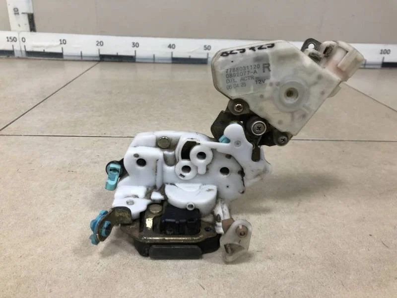 Замок двери передней правой Nissan Almera Classic (B10) 2006-2013