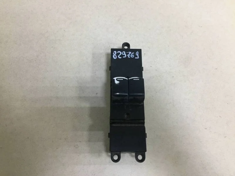 Блок управления стеклоподъемниками Nissan Almera Classic (B10) 2006-2013