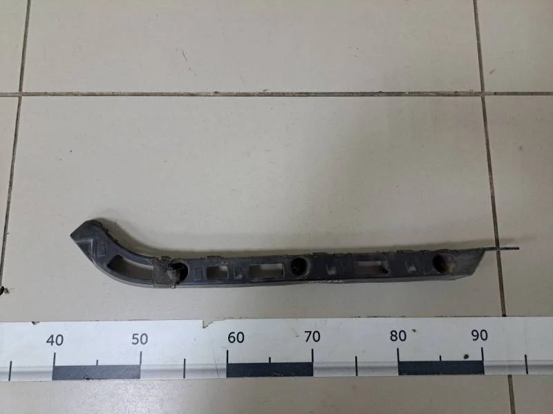 Кронштейн заднего бампера правый Chevrolet Cruze (J300) 2009-2016