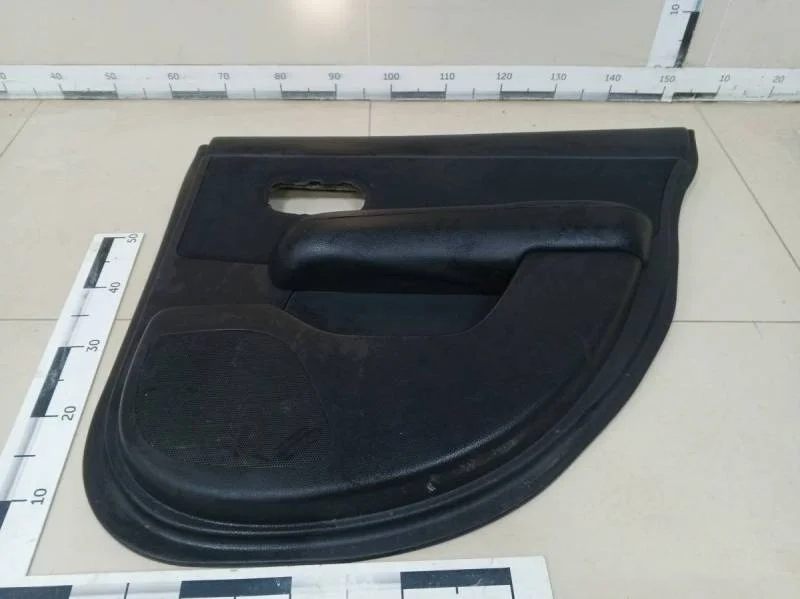 Обшивка двери задней правой Nissan Tiida (C11) 2007-2014