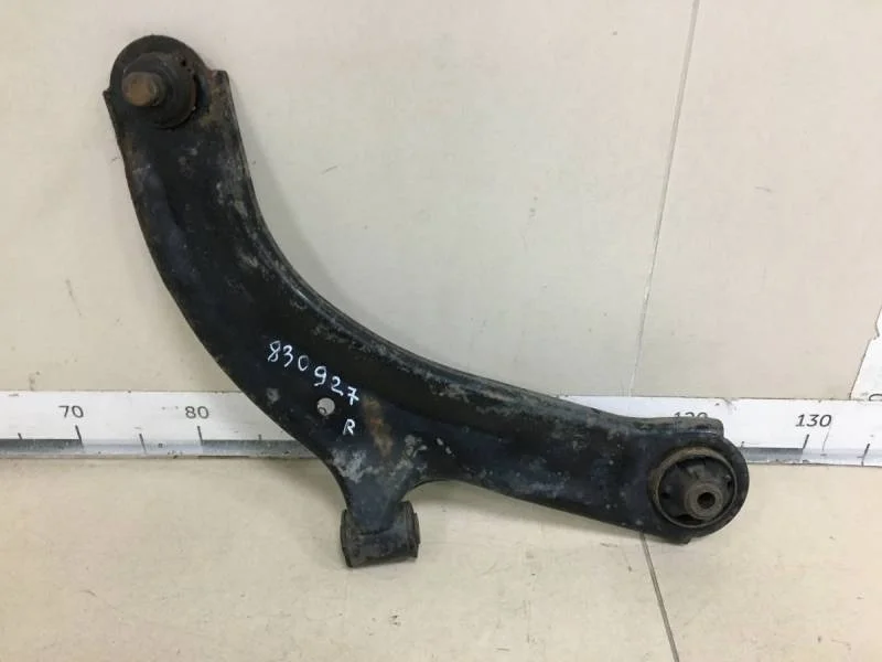 Рычаг передний правый Nissan Tiida (C11) 2007-2014