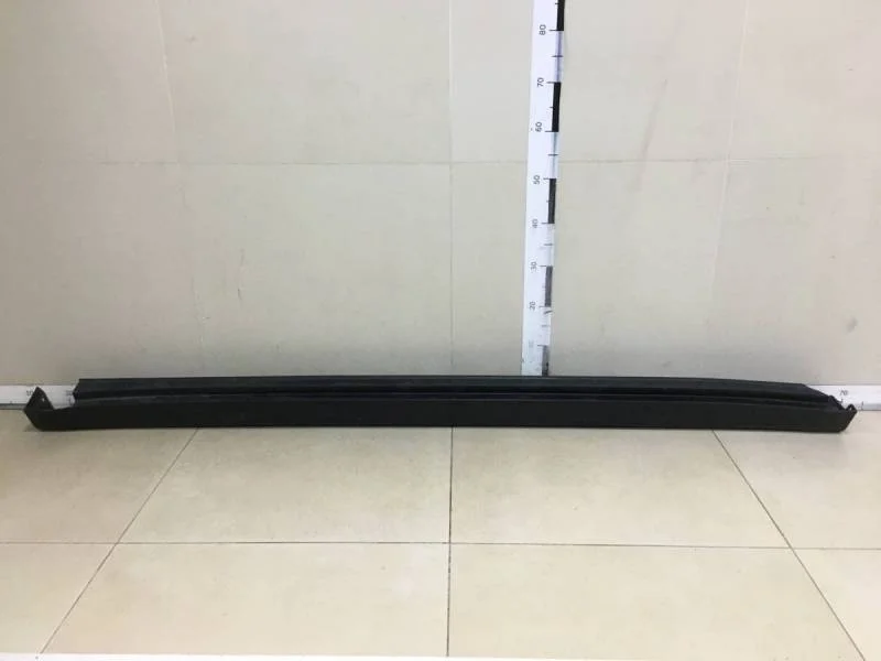 Накладка на порог (наружная) Nissan Tiida (C11) 2007-2014