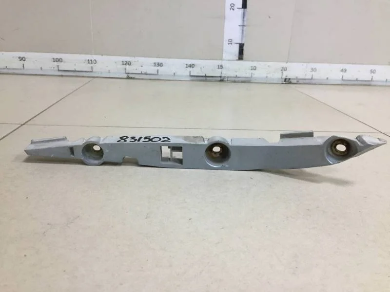 Кронштейн переднего бампера левый Ford C-MAX 2003-2010