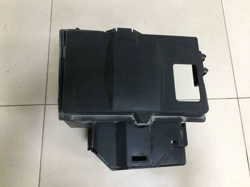 Крепление АКБ (корпус / подставка) Ford C-MAX 2003-2010