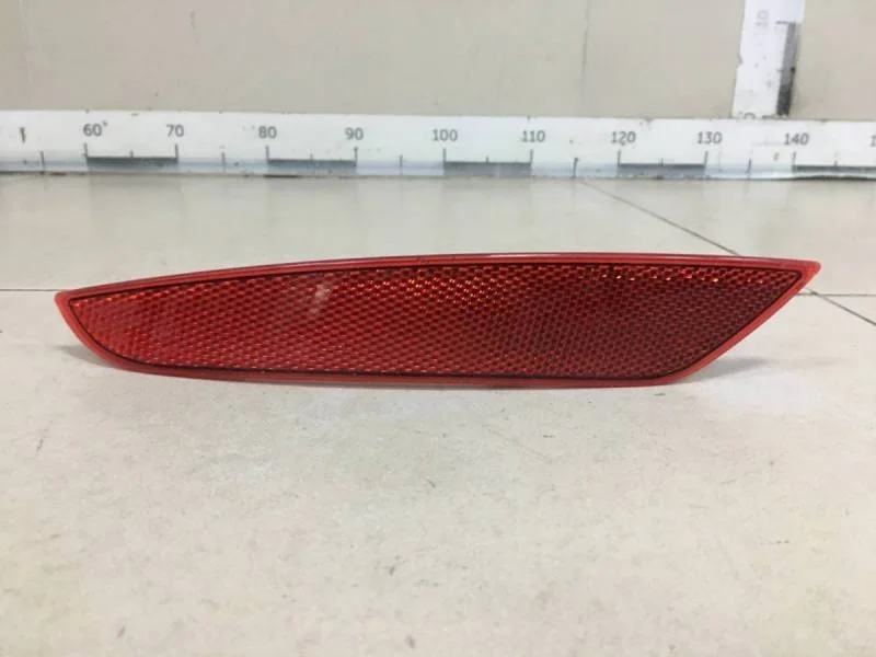 Отражатель в бампер задний левый Volkswagen Golf 6 (5K) 2009-2013