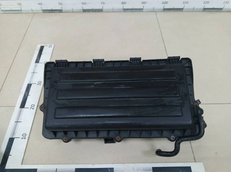 Корпус воздушного фильтра Volkswagen Golf 6 (5K) 2009-2013