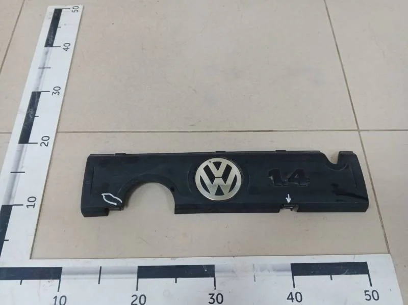 Крышка двигателя декоративная Volkswagen Golf 6 (5K) 2009-2013