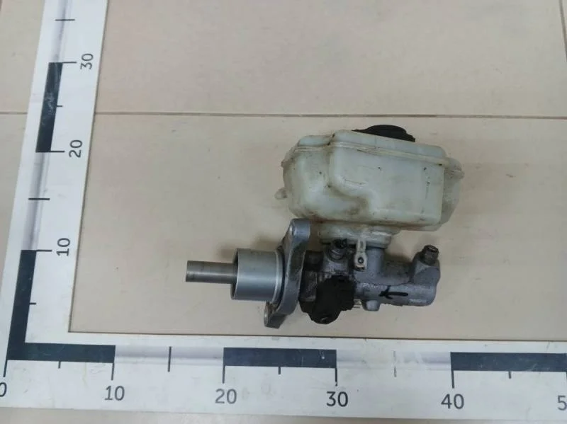 Цилиндр тормозной главный Volkswagen Golf 6 (5K) 2009-2013