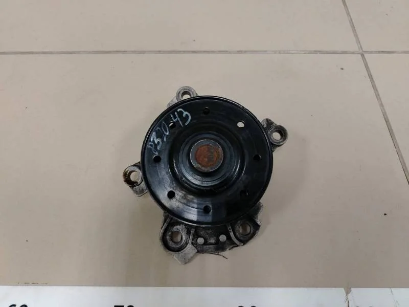 Насос водяной (помпа) Toyota Corolla E150 2006-2013