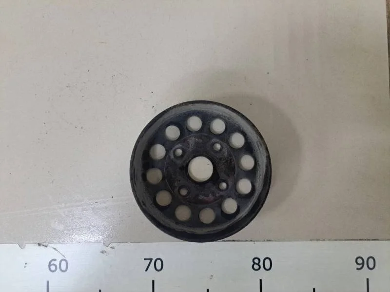 Шкив водяного насоса (помпы) Kia Rio 3 (UB) 2011-2017