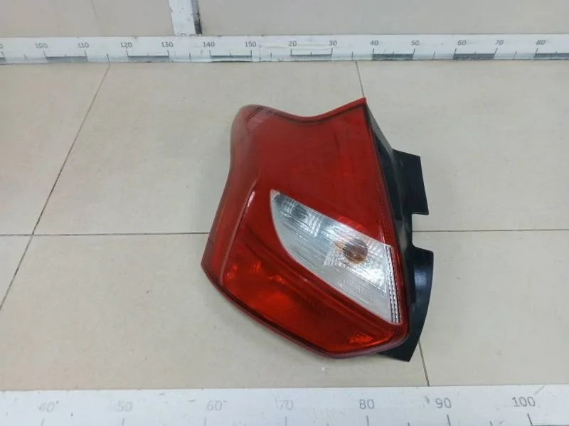Фонарь задний левый Ford Focus 3 2011>