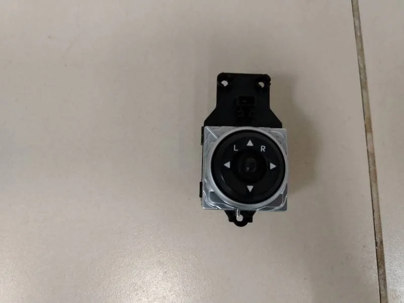 Переключатель регулировки зеркала Hyundai i30 (GD) 2012>