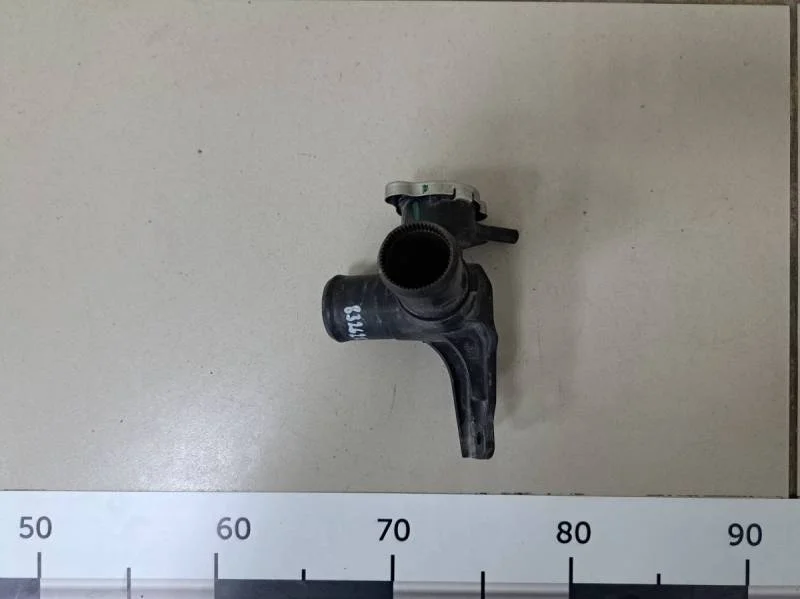 Тройник системы охлаждения Hyundai i30 (GD) 2012>