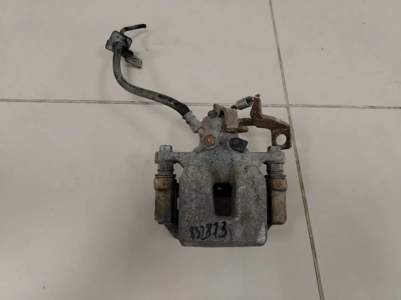 Суппорт задний правый Hyundai i30 (GD) 2012>