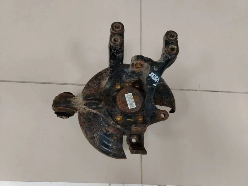 Кулак поворотный задний правый Hyundai i30 (GD) 2012>