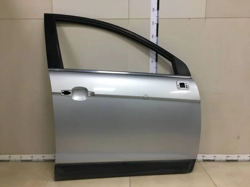 Дверь передняя правая Chevrolet Captiva (C100) 2006-2011