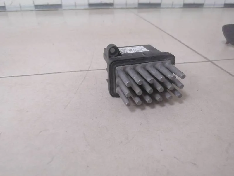 Резистор отопителя Ford C-MAX 2003-2010