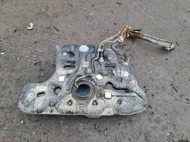 Бак топливный Toyota Corolla E150 2006-2013