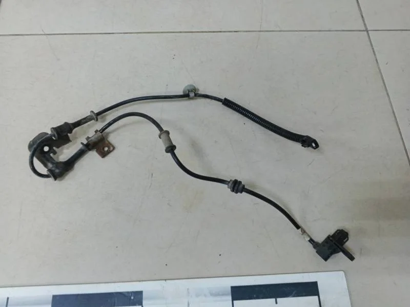 Датчик ABS передний левый Hyundai Solaris 2010-2017