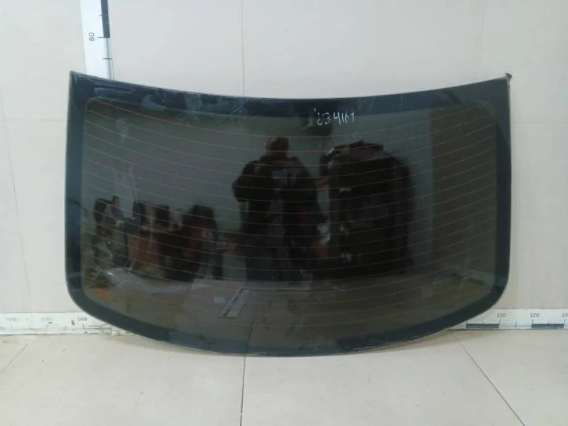 Стекло заднее Hyundai Solaris 2010-2017