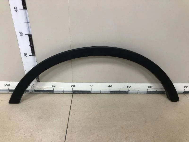 Накладка заднего крыла правого Geely Atlas 2016>