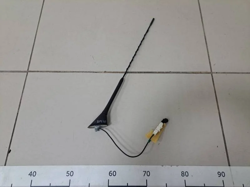 Антенна Volkswagen Polo (Sed RUS) 2011>