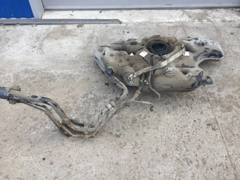 Бак топливный Toyota Corolla E150 2006-2013