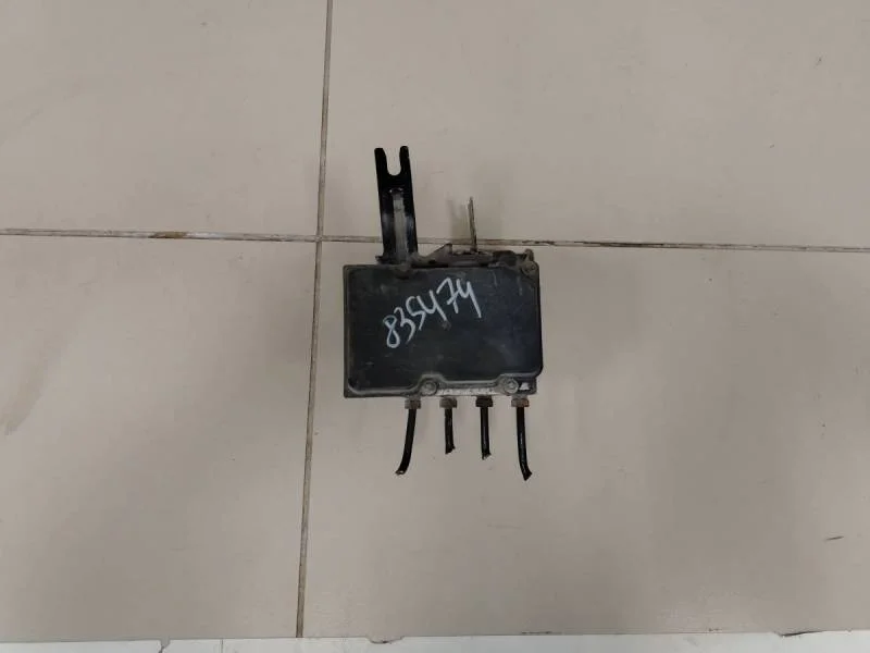 Блок ABS (насос) Nissan Tiida (C11) 2007-2014