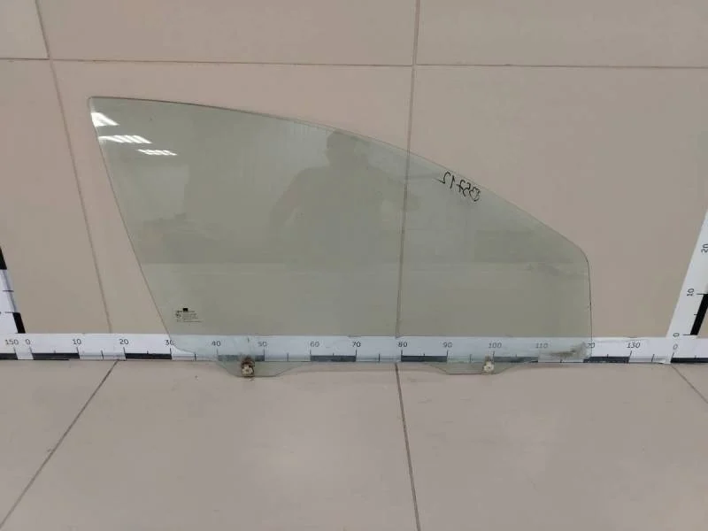 Стекло двери передней правой Chevrolet Aveo T250 2005-2011