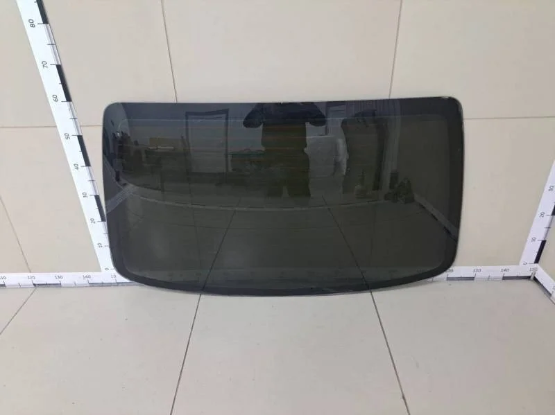 Стекло заднее Chevrolet Aveo T250 2005-2011