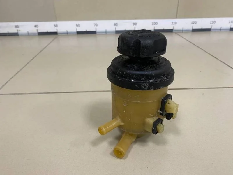 Бачок гидроусилителя Kia Rio 3 (UB) 2011-2017