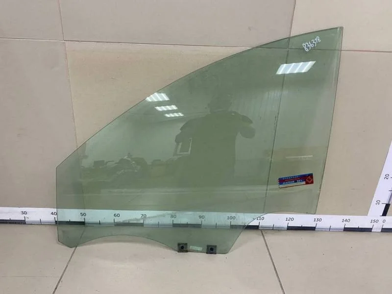 Стекло двери передней левой Renault Sandero 2014>