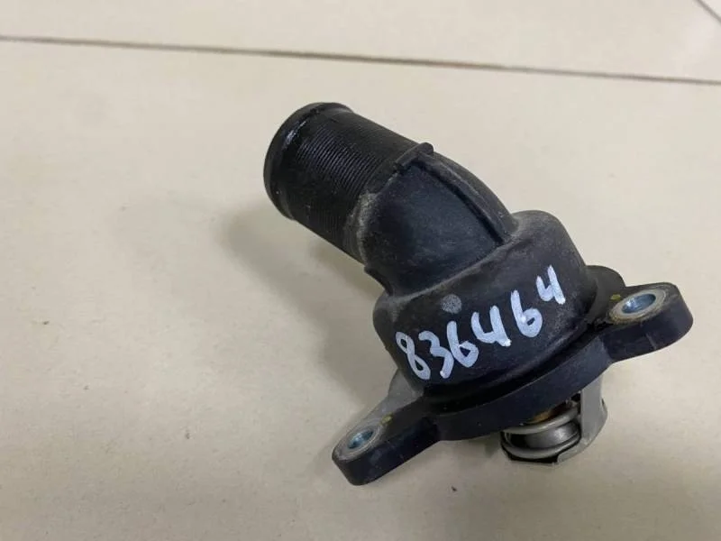 Крышка термостата Renault Sandero 2014>