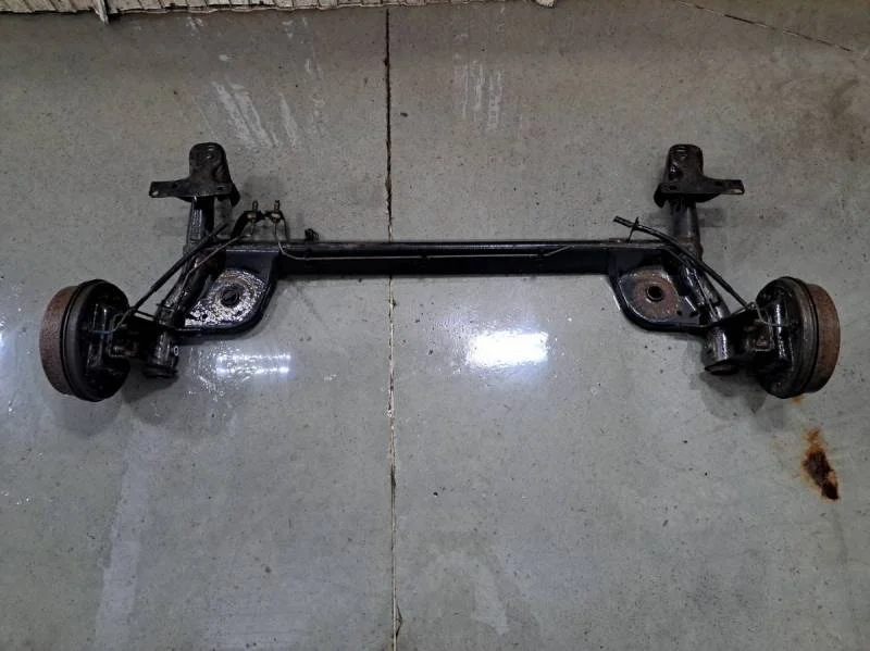 Балка задняя Renault Symbol (1) 2001-2008