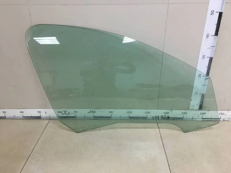 Стекло двери передней правой Peugeot 206 1998-2012