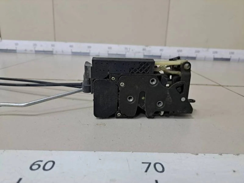 Замок двери передней правой Vortex Tingo 2010-2012