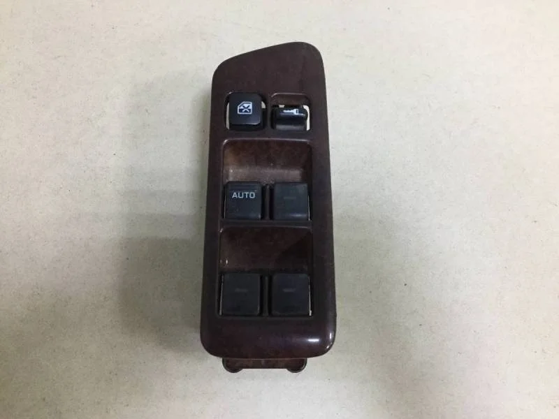 Блок управления стеклоподъемниками Nissan Maxima (A32) 1995-2000