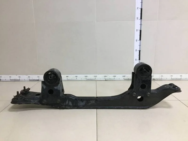 Балка передняя продольная Nissan Maxima (A32) 1995-2000