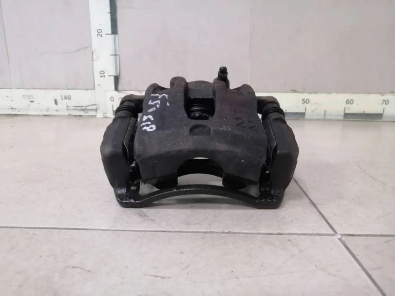 Суппорт передний левый Hyundai Solaris 2010-2017