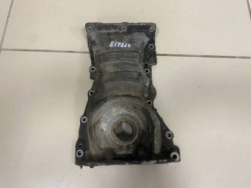 Крышка двигателя передняя Skoda Yeti 2009>