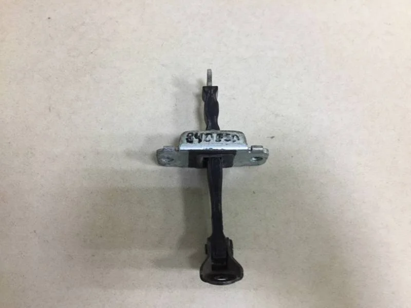 Ограничитель двери Hyundai Solaris 2017>