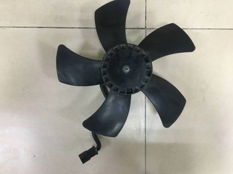 Вентилятор радиатора Nissan Tiida (C11) 2007-2014