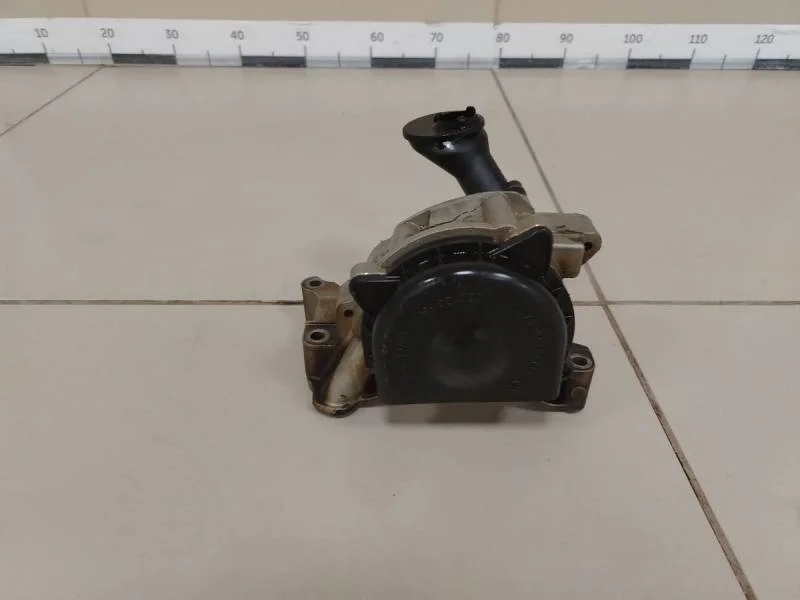 Насос масляный Volkswagen Golf 6 (5K) 2009-2013