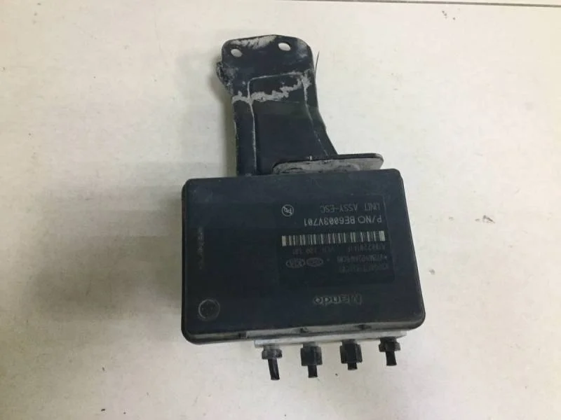 Блок ABS (насос) Hyundai Solaris 2017>